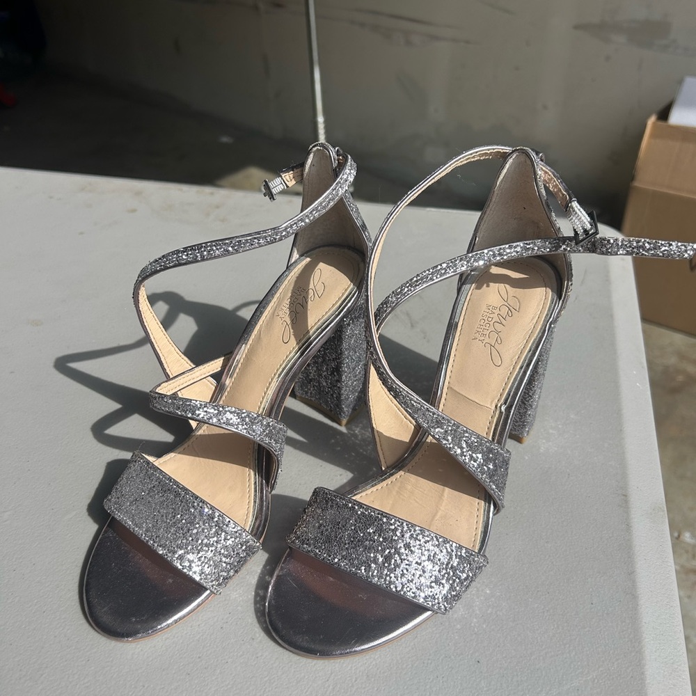 Badgley Mischka Silver Glitter Strappy Heels
